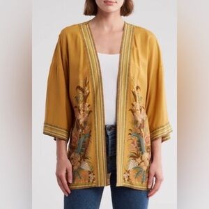DR2 Mustard/Yellow Floral Printed Kimono Wrap Top – Size S/M Daniel Rainn